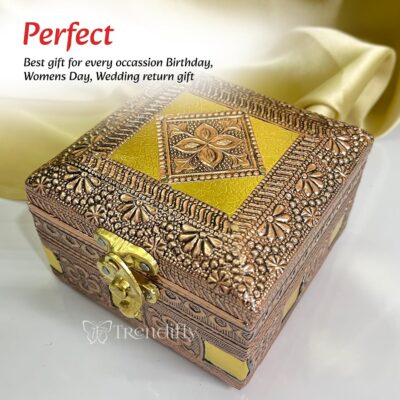 Trendifly Handmade Wooden Oxidised Jewellery Organizer Storage Box With Lock Small Size | Wood Jewel Necklace Earrings Ring Multipurpose Organiser Box | Wedding Anniversary Pooja Return Gift Box